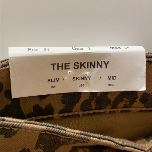 zara The Skinny Jean in Animal Print - Picture 9 of 10